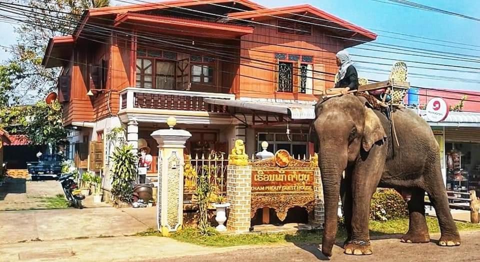 Khamphouy Guesthouse Champasak Exterior photo
